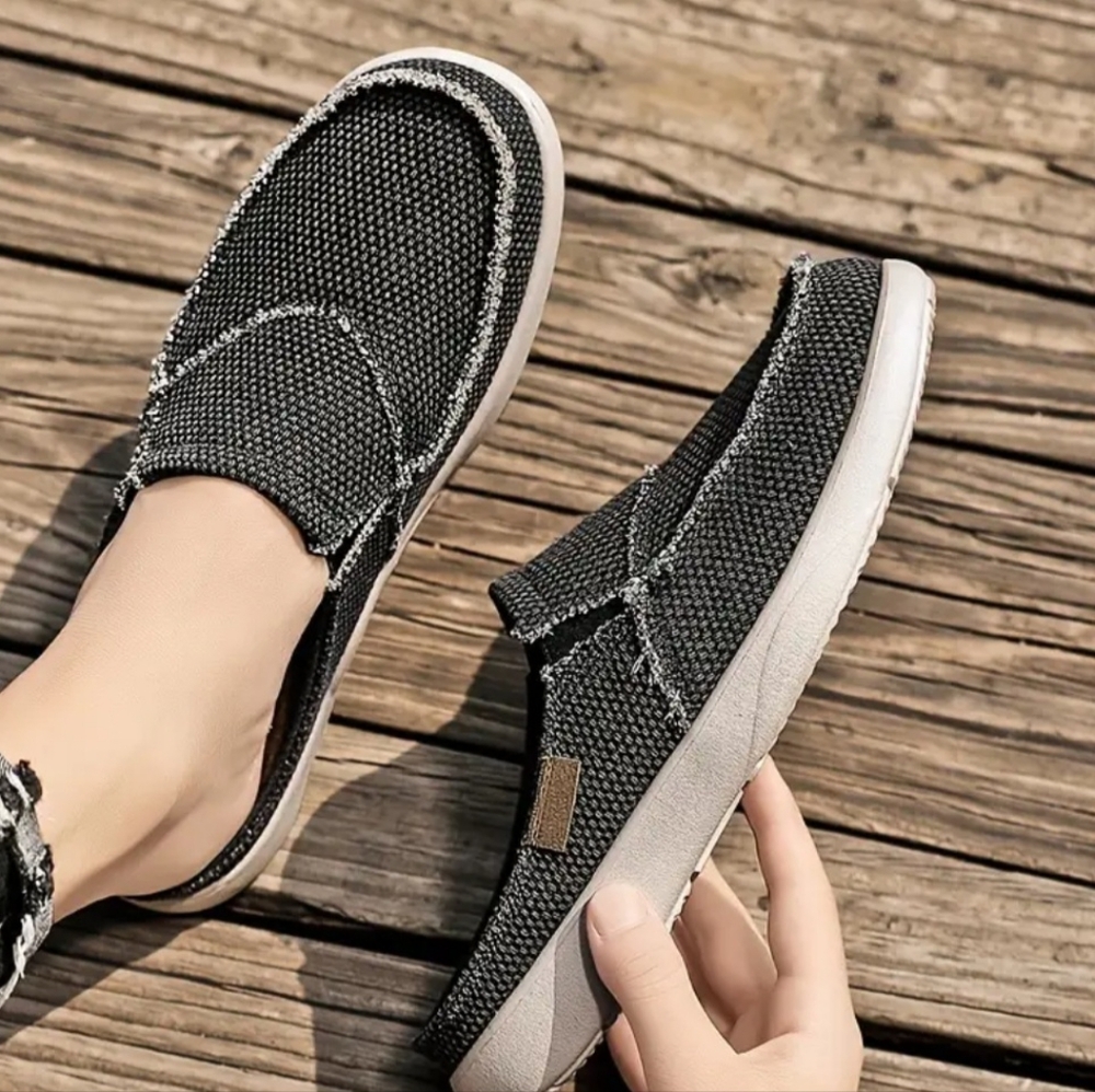 Ladies Casual Fashion Oversized Mule Slipper Shoes - Lightweight, Size 11